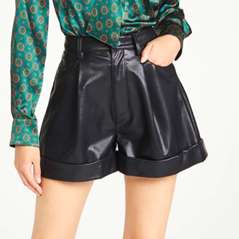 WeWoreWhat Vegan Leather High Waisted Cuffed Relaxed Fit Shorts (Size 26)